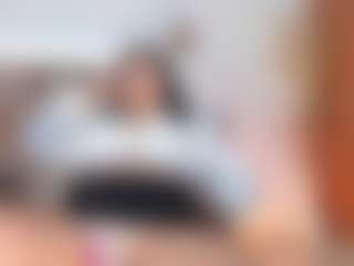 AgathaaWhite MILF webcam performer live streaming