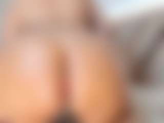 AgathaaWhite's Live Sex Cam Show