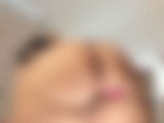 Live cam show with AgathaaWhite - Gamer MILF on crypto-cams