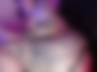 Live cam show with AgathaBolton - Hairy Pussy on live18s.com