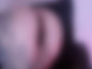 Live cam show with AgathaBolton - Glasses on Fling VIP Chat