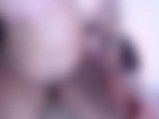 Live cam show with AgathaBolton - Glasses on crypto-cams