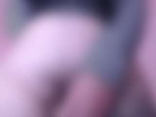 Live cam show with AgathaBolton - Old on TottyGirls