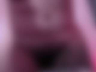 AgathaBolton's Live Sex Cam Show