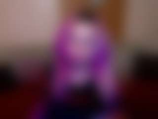 Live cam show with AnnessixReign - Red Hair Shaved Pussy on AdultVida.com