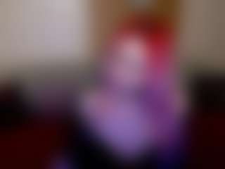 AnnessixReign MILF webcam performer live streaming