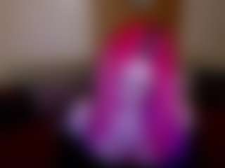Live cam show with AnnessixReign - Smoking on livesuperchat.net
