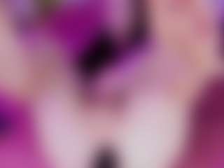 Ariana's Live Sex Cam Show