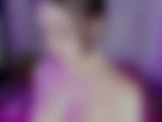 Show de cam en vivo con Ariana - Bdsm en Camsoda