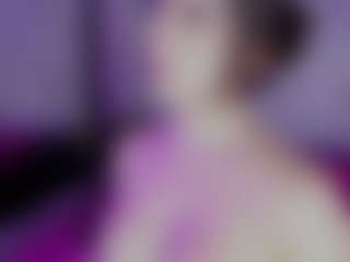 Live cam show with Ariana - Uncut on Camming Site