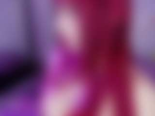 Live cam show with Ariana - Submissive on Mixed Magazine Live