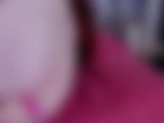 Live cam show with Ariana - Brown Hair on Camsoda