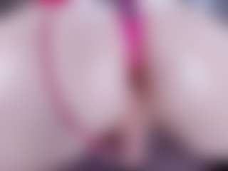 Live cam show with Ariana - Big Cock on Strip Flash - Live Sex Shows