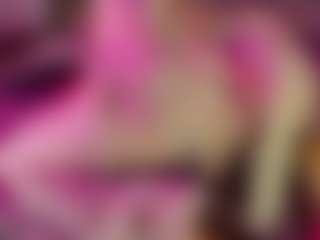 Live cam show with Ariana - Huge Tits on Camsoda