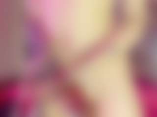 Live cam show with Ariana - Spank on Dare Cams