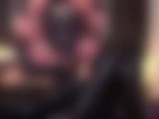 Live cam show with Eva - Domination on Hubzter Live