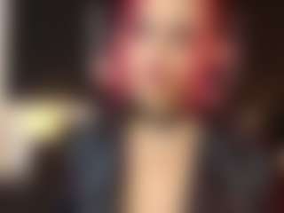 Live cam show with Eva - Nipple Piercings on Soda Cam