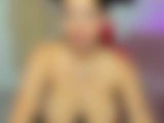 Live cam show with Natalia-Vasquez - Shaved Pussy on Camsoda