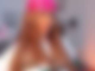 Live cam show with Arigy-Gomez - Ebony Teen (18+) on madthumbs