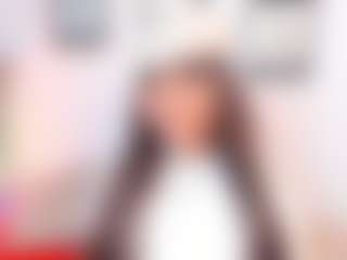 Live cam show with Arigy-Gomez - Facial Piercings on AdultVida.com