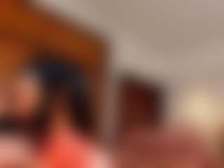 Live cam show with Arigy-Gomez - Living Room on Camsoda