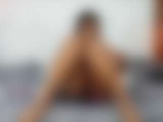 Live cam show with indiancutiie - Lesbian on SquirtSoMuch