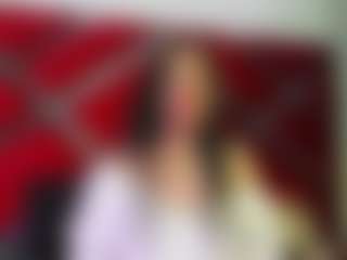 Live cam show with Kendra - Mature on studioflirtlive.com