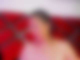 Live cam show with Kendra - Granny on Milf Play