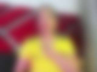 Live cam show with Kendra - Mature on Mixed Magazine Live