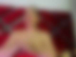 Live cam show with Kendra - Granny Ebony on CSO-WL