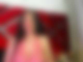 Live cam show with Kendra - Gamer MILF on fapnchat