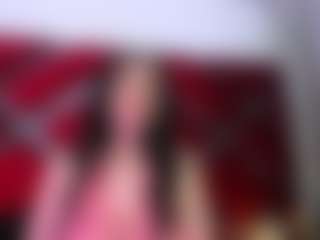Kendra MILF webcam performer live streaming