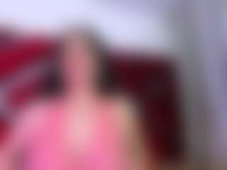Live cam show with Kendra - Trimmed Granny on Chatstar