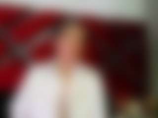 Live cam show with Kendra - Trimmed Granny on Uber Horny