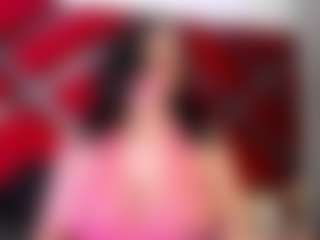 Kendra MILF webcam performer live streaming