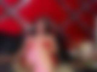 Live cam show with Kendra - Trimmed Granny on SpunkLive