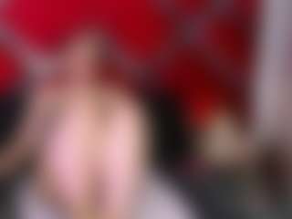 Live cam show with Kendra - Granny Dildo on Mixed Magazine Live