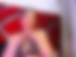 Live cam show with Kendra - Spank on studioflirtlive.com