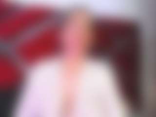 Live cam show with Kendra - Latina MILF on Camsoda | colombia