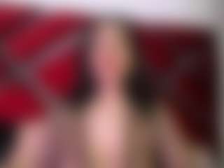 Live cam show with Kendra - Mature Young Adult on Camsoda