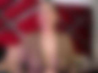 Live cam show with Kendra - Gamer Mature on TeamSkeetLive