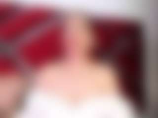 Live cam show with Kendra - Sexwebcam Curvy on Soda Cam
