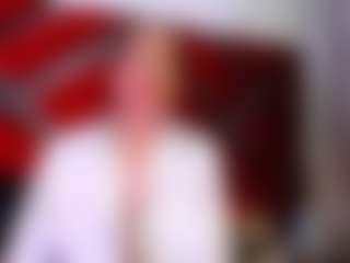 Live cam show with Kendra - Tease Curvy on SinfulBabes