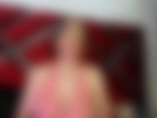 Live cam show with Kendra - Brown Eyes Black on Camming Site