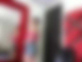 Kendra MILF webcam performer live streaming