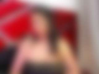 Kendra MILF webcam performer live streaming
