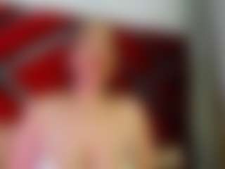 Live cam show with Kendra - Granny MILF on livesuperchat.net