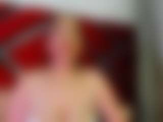 Live cam show with Kendra - Ebony MILF on sexytreat.net
