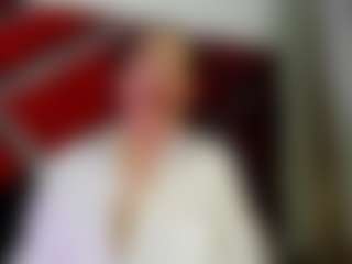 Live cam show with Kendra - Middle Aged on instabang