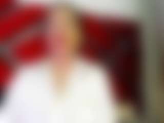 Live cam show with Kendra - Granny Big Tits on Dare Cams